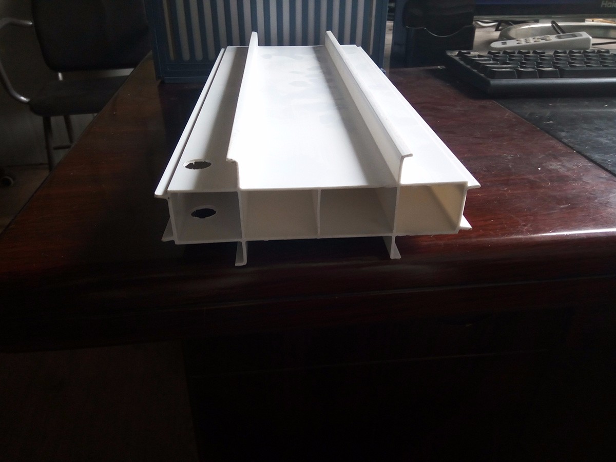 澳门立面拉缝板 (1)150MM宽拉缝板